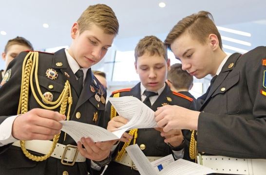 Минпросвещения России провело мониторинг деятельности школ с кадетскими классами