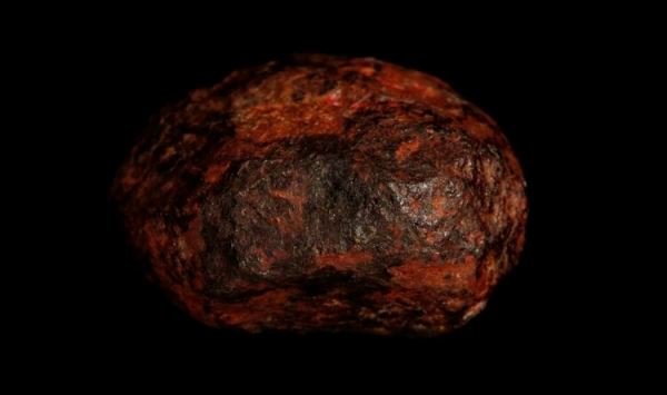 Внутри метеорита обнаружили неизвестный в природе минерал